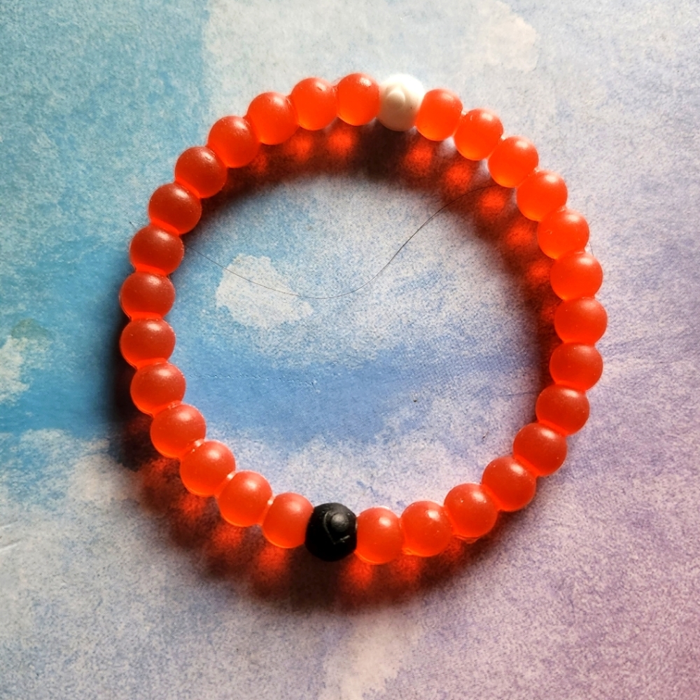 Lokai Save The Children Bracelet 👶👨🏾‍🦱👱🏼